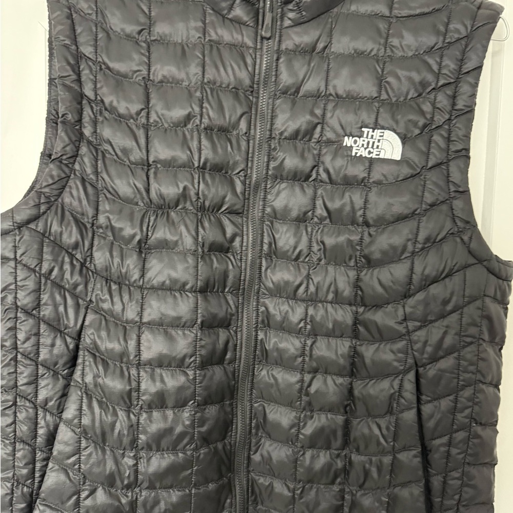 The North Face Black Thermoball vest